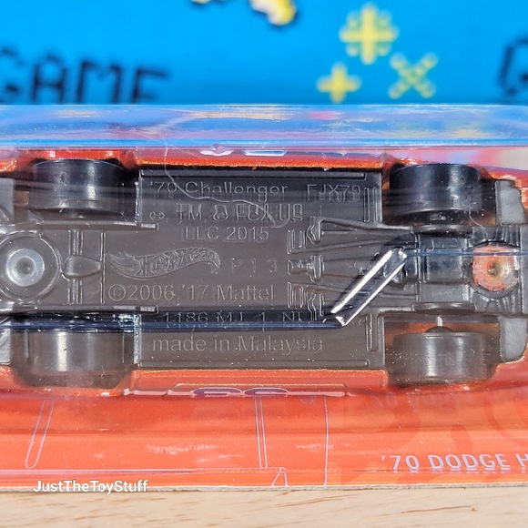 Hot Wheels Orange & Blue Series 1/6 70 Dodge Hemi Challenger GRR35 1:64 NOC - Picture 5 of 5